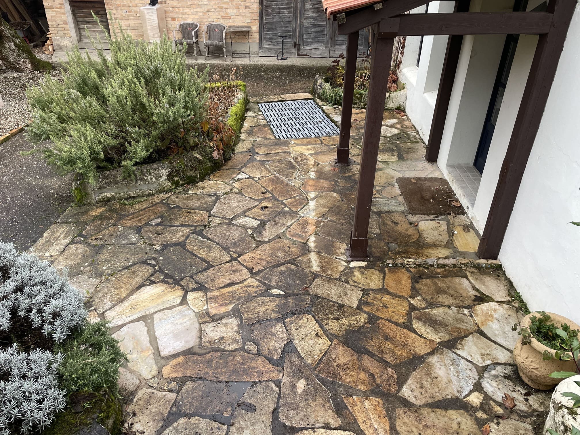 Réalisation cours et allées - Photo 6